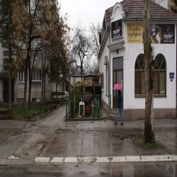 Kafana Fijaker Stari-1