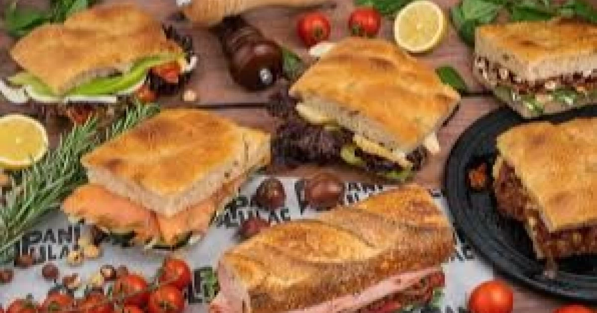 Bege Street Style Sandwich