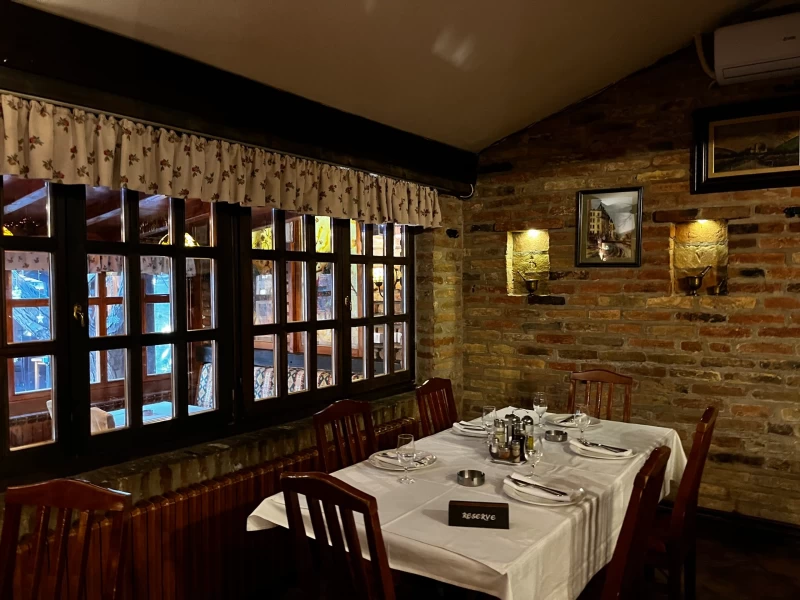 Restoran Trešnjin hlad-1