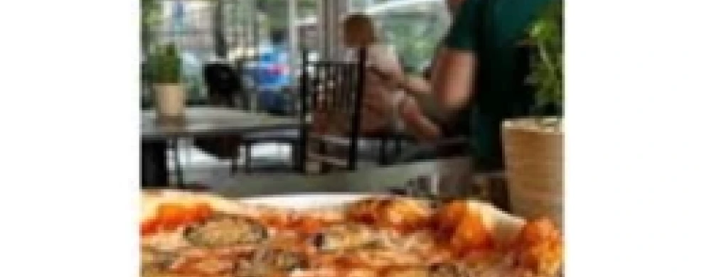 RiZz Pizza i Pasta Bar-0