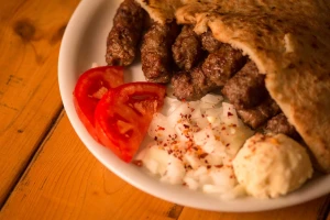 Sarajevski ćevap kod Dakca 2-cover-image-big