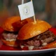 Mini burgeri truffle i foie gras
