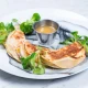 Quesadilla sa sočnom piletinom avokadom i čedar sirom